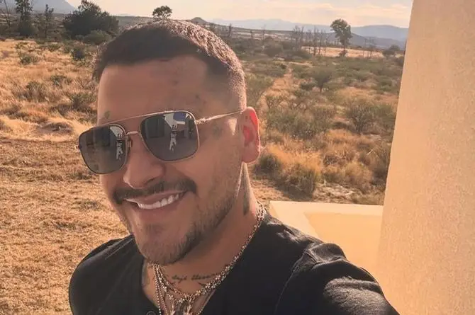 Christian Nodal revela cómo Ángela Aguilar ha transformado su vida 